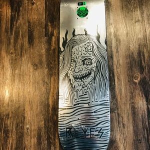 Creature Ryan Reyes sketchy tank foil deck